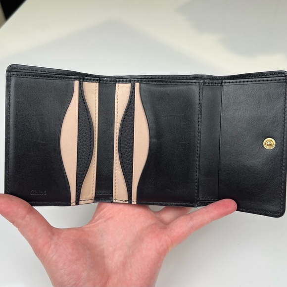 Chloe Grained Calfskin Small Aby Tri-Fold Wallet Black - Picture 9 of 10